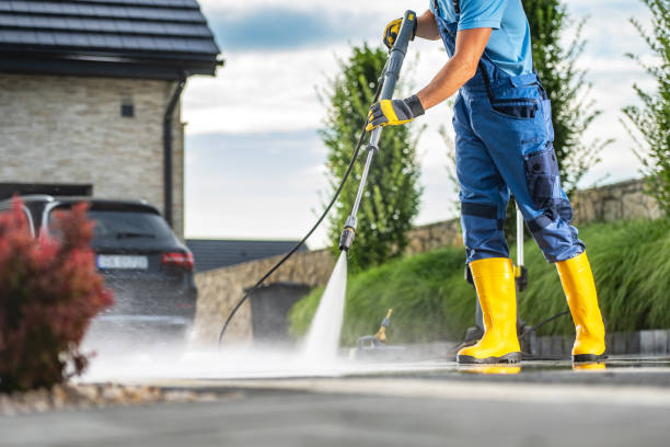 Best Parking Lot and Garage Cleaning  in Deltona, FL